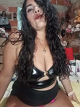 צ'אט XXX בשידור חי של Candy_hot_crush