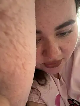 SummerHoneyn Webbikameraesitys