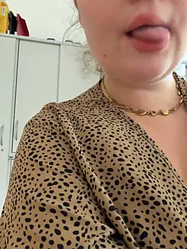Živý XXX chat MoneyBunny420