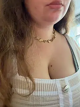צ'אט XXX בשידור חי של MoneyBunny420