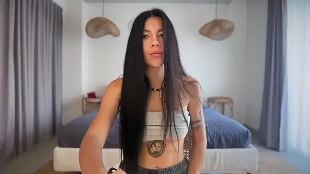 AriaDomina Webcam show
