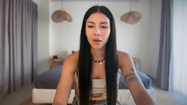عرض كام AriaDomina