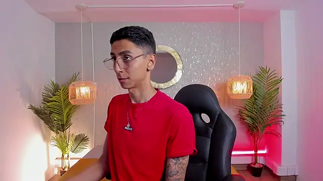 Chat XXX ao vivo de Gio_carangi