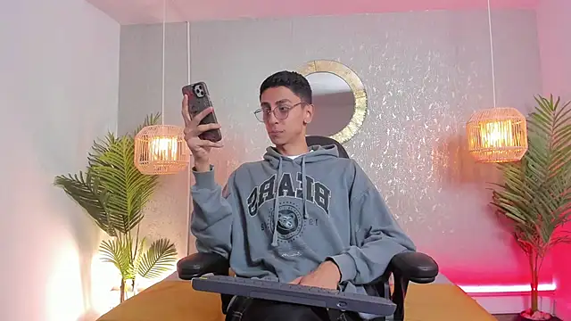 Gio_carangi Pertunjukan Webcam