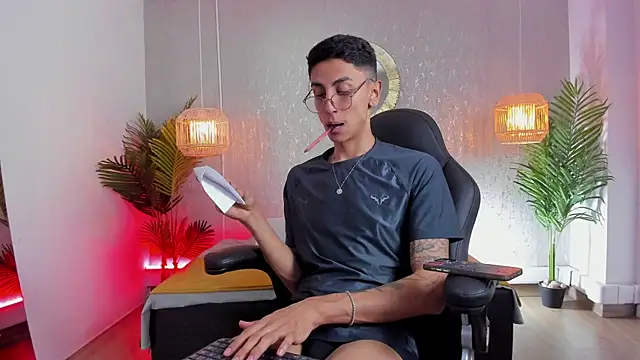 Gio_carangi webcam show