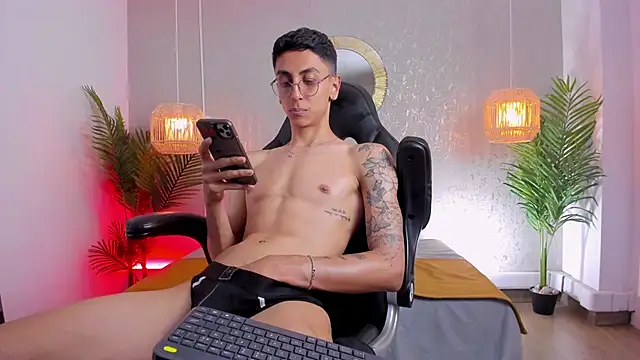 Gio_carangi Webcamshow