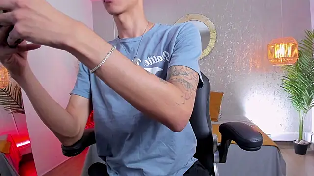 Gio_carangi 网络视讯表演