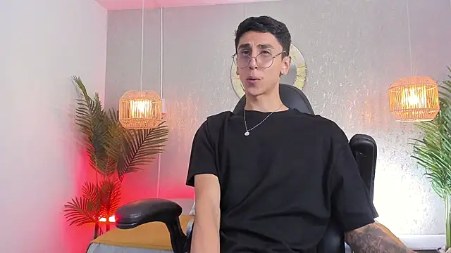 دردشة Gio_carangi الجنسية المباشرة