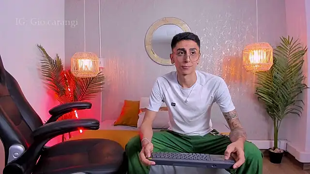 Gio_carangi Webcam Show