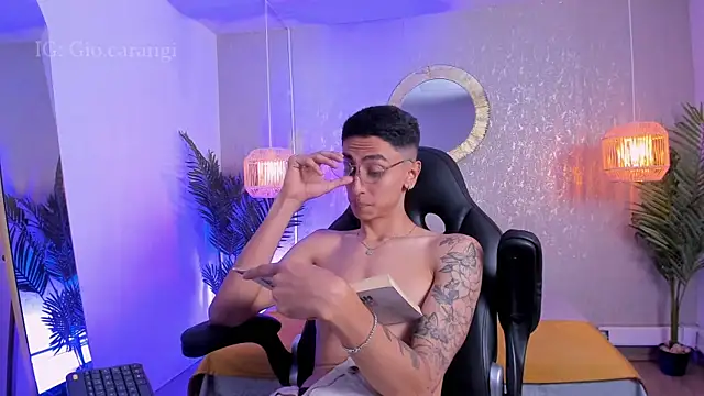 Gio_carangi Webcam-Show