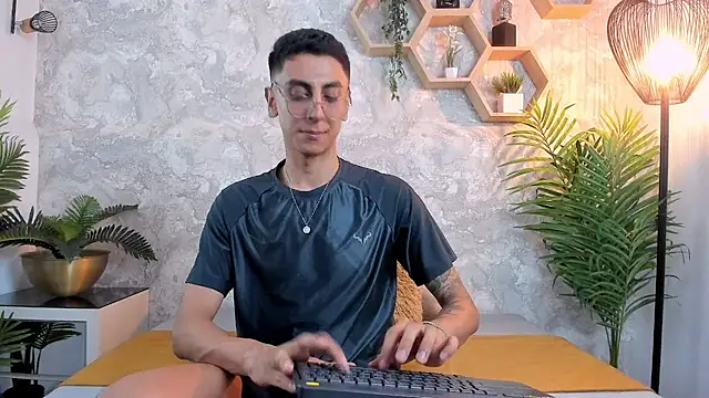 عرض كام Gio_carangi
