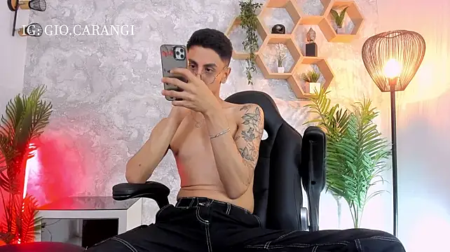 Gio_carangi Webcamshow