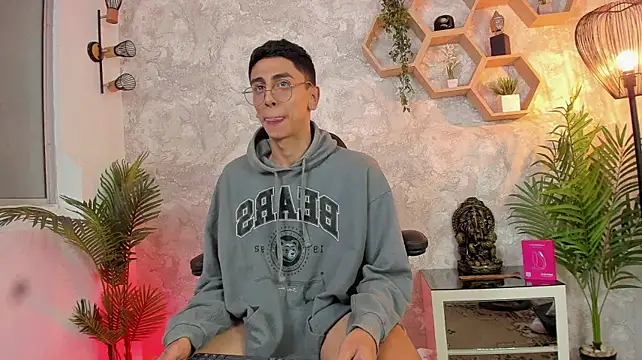 Show modela Gio_carangi na web-kameri