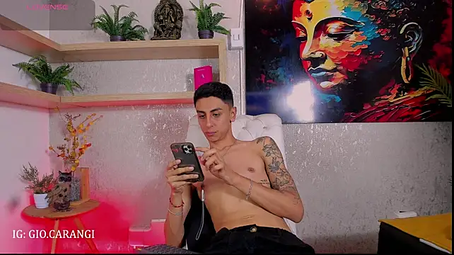 Gio_carangi – Naživo XXX chat