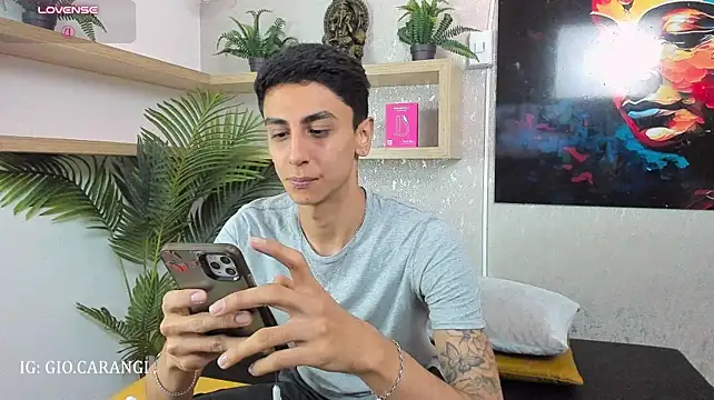 Show de Gio_carangi na webcam