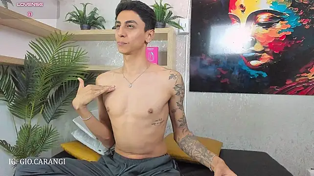 Gio_carangi: вебкам-шоу