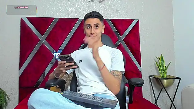 Gio_carangi Pertunjukan Webcam