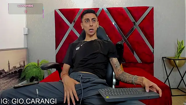 Gio_carangi webkamerás műsora