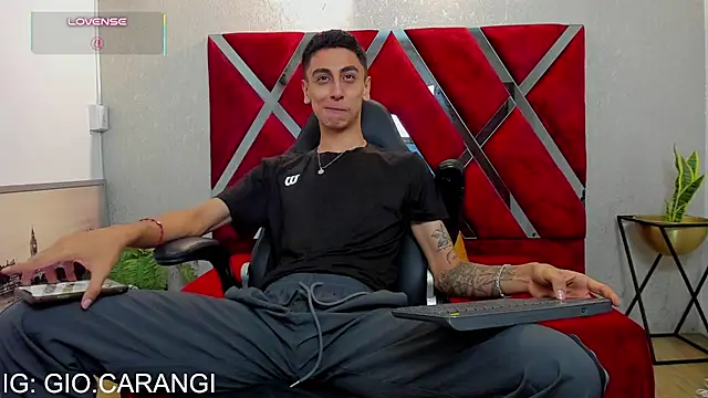 Gio_carangi Webcam show
