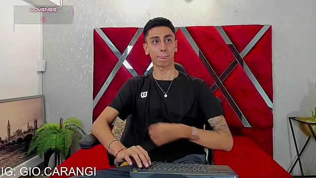 Webkamerová show Gio_carangi