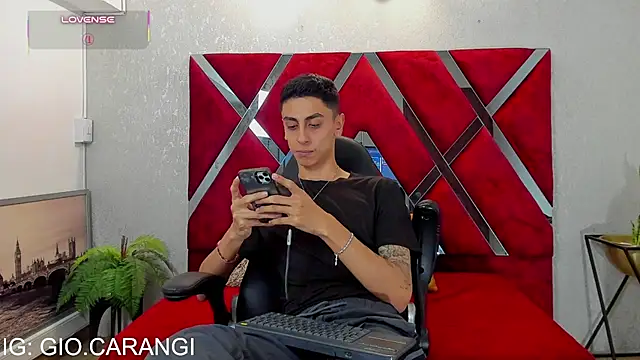 Gio_carangi – Kamerová šou