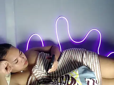 Gel_Huge_Butt 웹캠 쇼