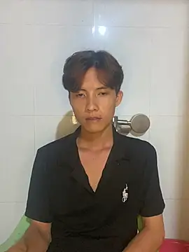 Nguyencuong1999 Webcam show