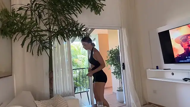 ViviGoddess' Live XXX Chat