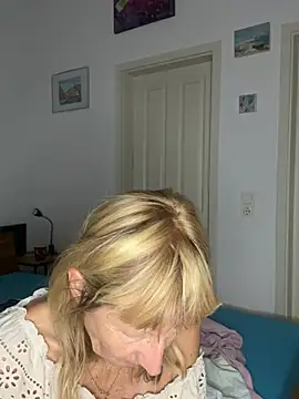 MatureKimn Webbikameraesitys