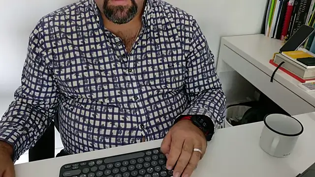 BearOfficer Webcamshow