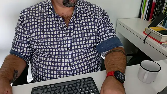 BearOfficer webcam show