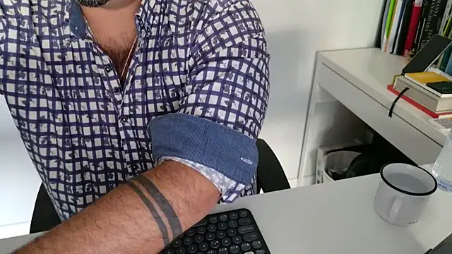 BearOfficer Webcam Show