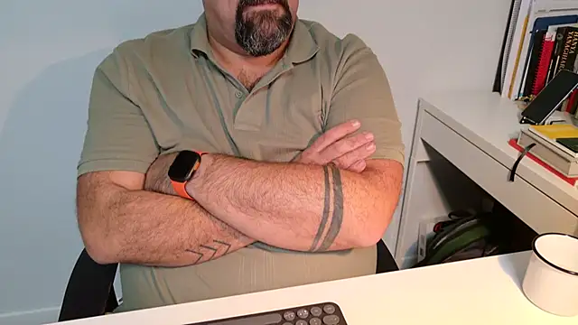 Pokazy przed kamerką – BearOfficer