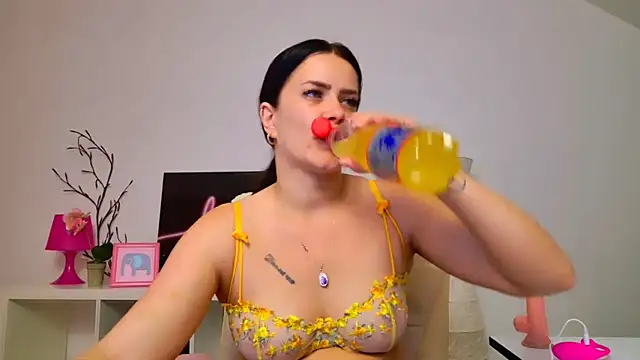 NicolSparkleX's Webcam Show