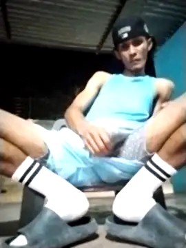 spittermasterpig1 Show in webcam