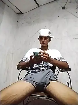 הופעת ו ובקאם של spittermasterpig1