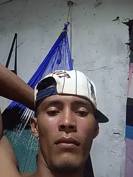 spittermasterpig1n Webbikameraesitys