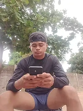 Show de webcam de HOTRAINYGOLDEN