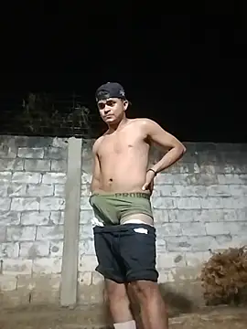 Вебкам-шоу HOTRAINYGOLDEN