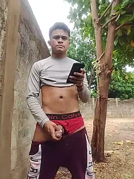 HOTRAINYGOLDEN Webcam-Show