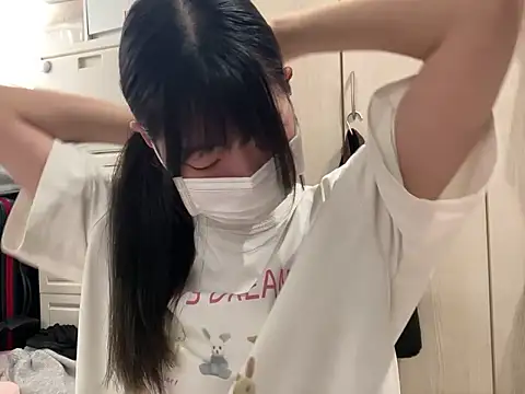 y-u-r-a-33のウェブカメラショー