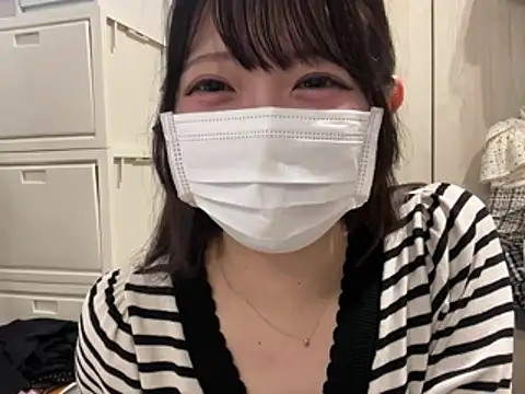 y-u-r-a-33 live XXX chat