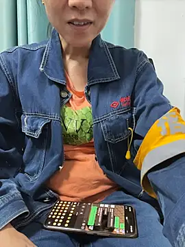 lilysister66 Show Webcam