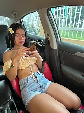 Pokazy przed kamerką – Dakota_firee