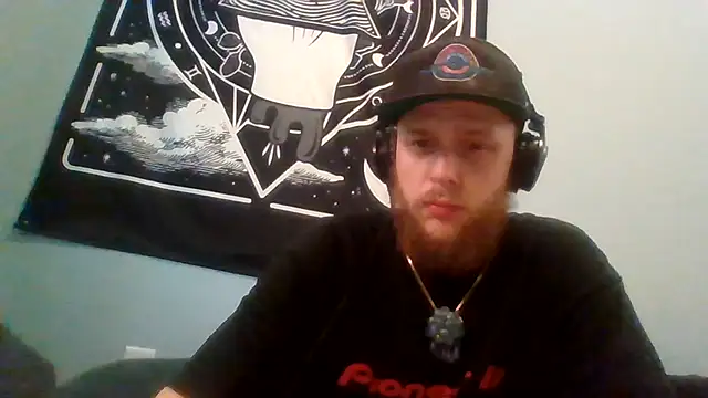 alejandro69420 Show in webcam