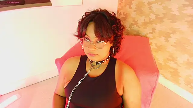 Chat +18 de alexa_cruz__ ao vivo