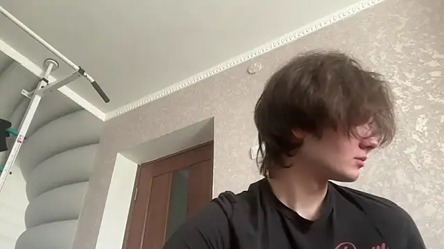 Show modela tomasdickpick na web-kameri