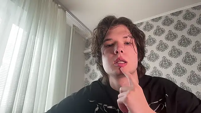 Show modela tomasdickpick na web-kameri