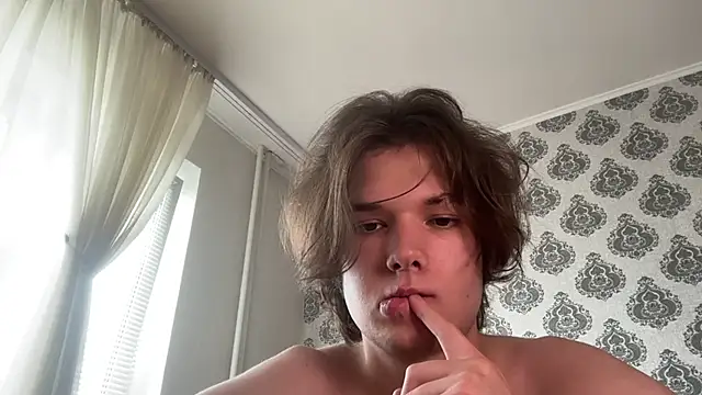 Show modela tomasdickpick na web-kameri