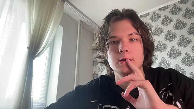 Show modela tomasdickpick na web-kameri